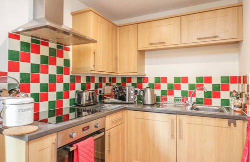 Kingussie Cottage | BRUCANICH COTTAGE, with open fire in Kingussie