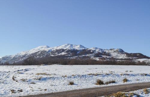 Newtonmore House | Bruich Cottage