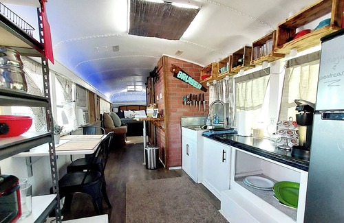 West Monroe Cabin | Bruiser! Cozy Riverfront School Bus! Pet Friendly!