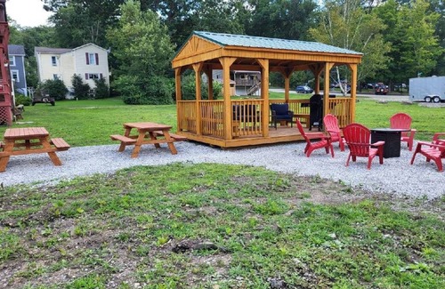 Ohiopyle Hotel | Bruner | 1BR,1BA, Cabinesque Hotel in Ohiopyle
