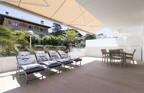 Antiguo Apartment | Brunet II | The Rentals Collection