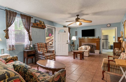 Dock Junction House | Brunswick Hideaway | 4 Bed, 2 Bath