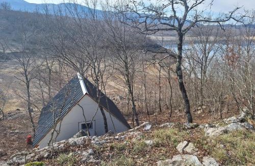Garjak Apartment | Brvnara