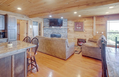 Bryant Cabin | Bryant Vacation Rental w/ Balcony & Scenic Views!