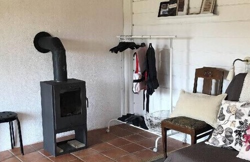Fegen Cabin | Brygghuset - stay in a cottage on a small farm