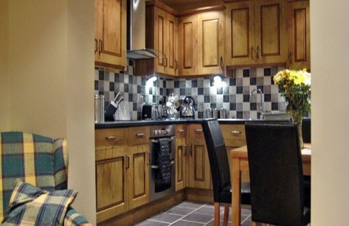 Moelfre Cottage | Bryn Awelon Bach Traditional Stone Cottage