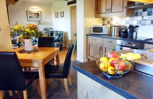 Moelfre Cottage | Bryn Awelon Bach Traditional Stone Cottage