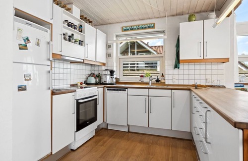 Femmøller House | "Bryngeir" - 25m from the sea by Interhome