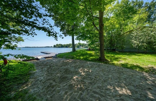 Milford Cottage | BTB, Waupoos View