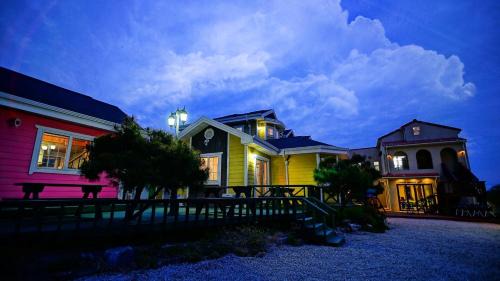 Byeonsan House | Buan lemon terrace pension