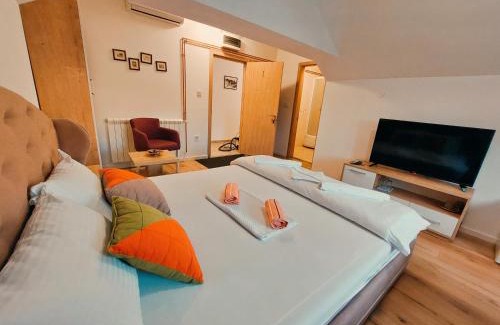 Niksic House | Buba Palace