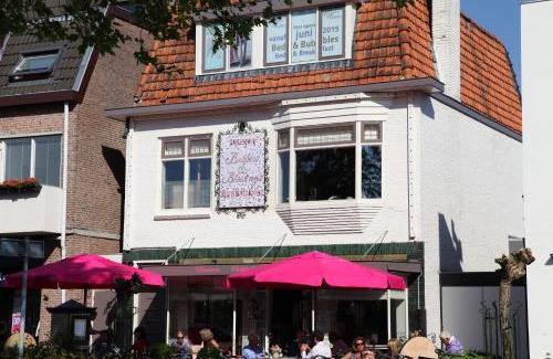Bilthoven Bed & Breakfast | Bubbles & Bed