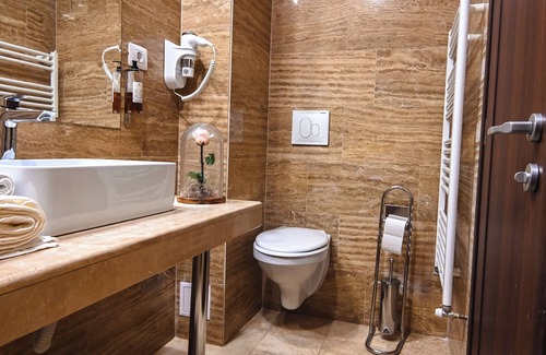 Otopeni Hotel | Bucharest Airport Hotel