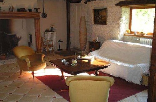 Cras House | Bucolic charm and poetry of an old Lotoise barn