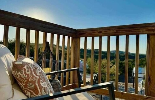 Dripping Springs House | Buddha Guest Suite@ 13Acres Yoga
