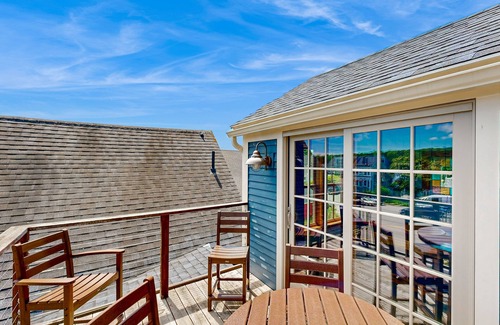Boothbay Harbor Apartment | Buddy's Barrel House: Dog-Friendly Apartment in Downtown Boothbay Harbor