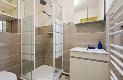 Charleville-Mezieres Apartment | Budget apart downtown with parking