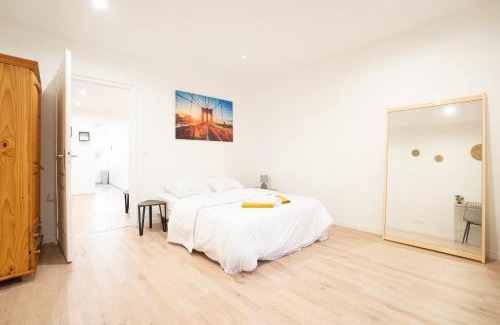 Charleville-Mezieres Apartment | Budget apart downtown with parking