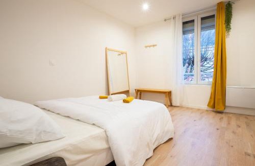 Charleville-Mezieres Apartment | Budget apart downtown with parking
