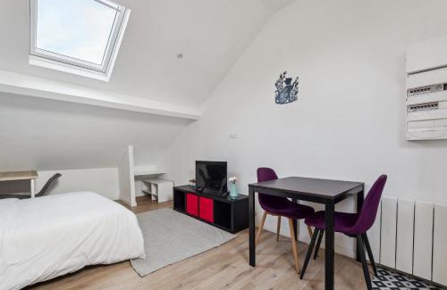 Charleville-Mezieres Apartment | Budget appart avec parking au centre-ville