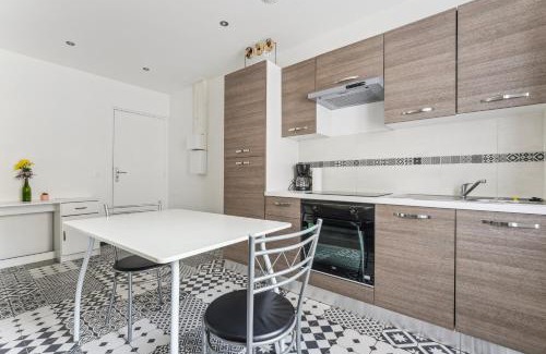 Charleville-Mezieres Apartment | Budget appart avec parking au centre-ville