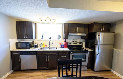 Grande Prairie House | Budget Friendly Stay | All Essentials Included
