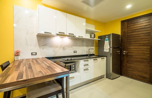 Patong Apartment | Budget friendly studio at Emerald Terrace