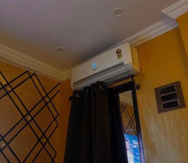 Kalina House | Budget Homestay in Kalina-Santacruz