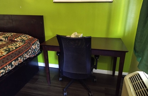 Mount Ephraim Hotel | Budget Inn and Suites