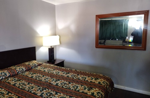 Mount Ephraim Hotel | Budget Inn and Suites