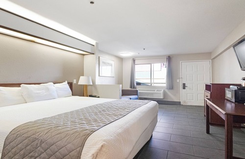 Stockton Hotel | Budget Inn and Suites