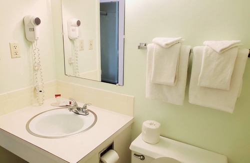 Sheridan Hotel | Budget Inn Express