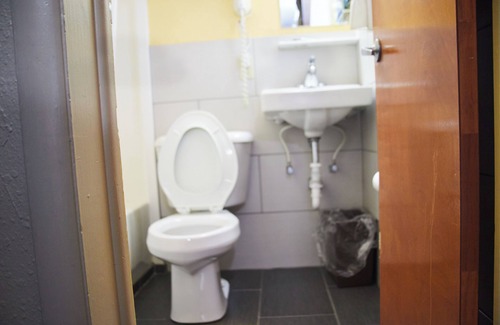 Lemoyne Hotel | Budget Inn Motel Toledo Perrysburg