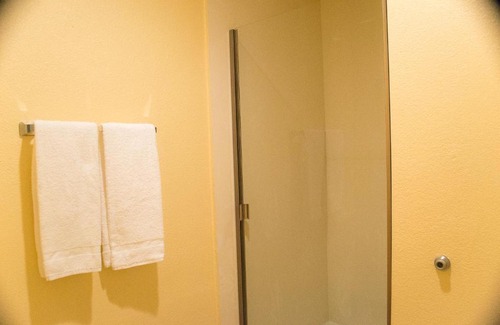 Redwood Oaks Hotel | Budget Inn Redwood City