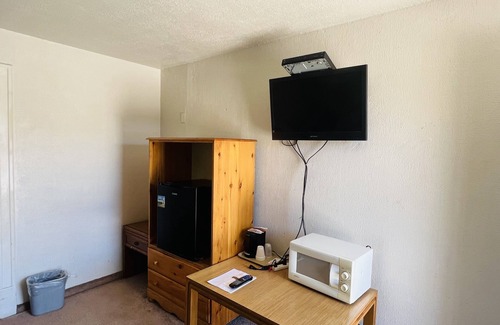 Ballinger Hotel | Budget INN