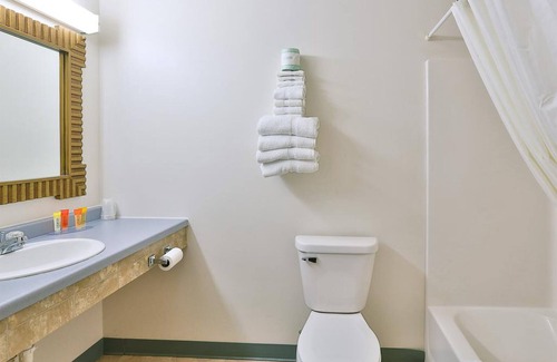 Fairmont Hotel | Budget Inn