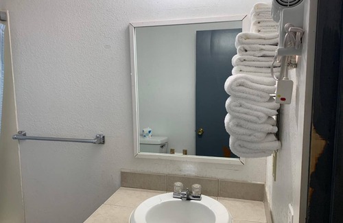 Abilene Hotel | Budget Lodge Inn Abilene