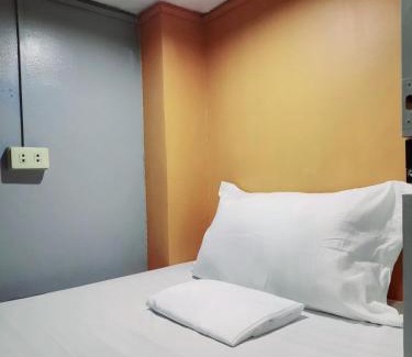 Pio del Pilar Apartment | Budget Transient Capsule Room Makati near Ayala and Buendia