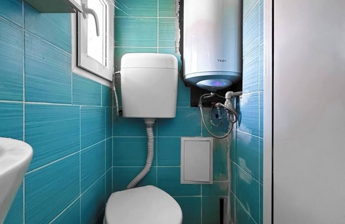 Sofia City Center Apartment | Budget Traveler's Room in Heart of Sofia | For 2