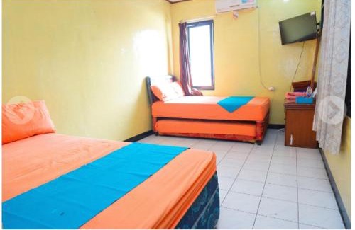 Cimahi Bed & Breakfast | Budi House & Food Station