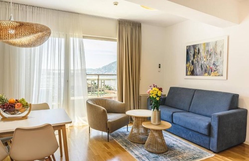 Boreti House | Budva Harmonia - Apartment with Sea Viewn