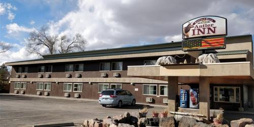 Cody Hotel | Buffalo Bill's Antlers Inn