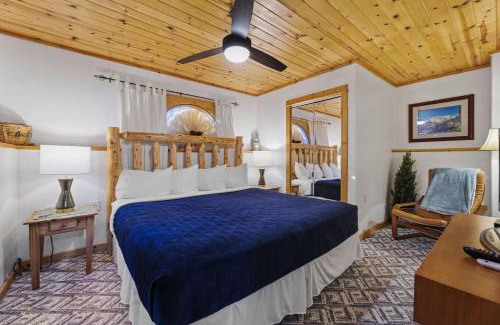 Fall River Estates Apartment | Bugle Pointe B08 by Estes Park Condos