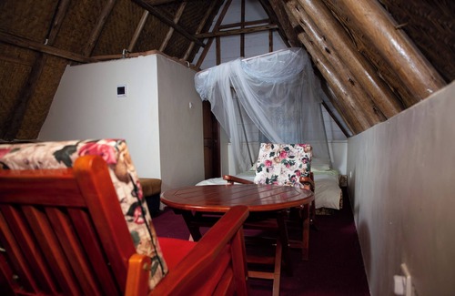 Bugala Island Bed & Breakfast | Bugoma sand beach resort hotel