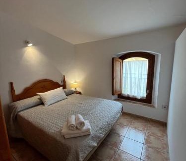 Besalu Apartment | BUHARDILLA PARA DOS EN CAN MINGU