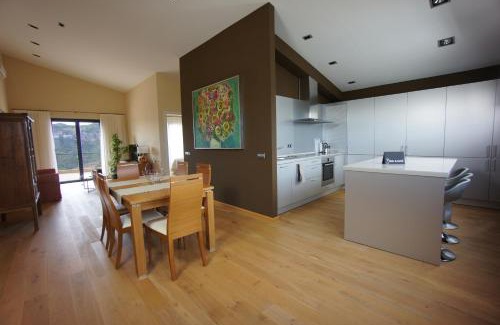 Gratallops Hotel | Buil & Gine Wine Hotel