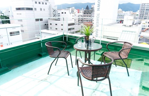 Ryuga Onsen Apartment | Building 1 floor reserved 55 Family room Carme / Kochi Kōchi