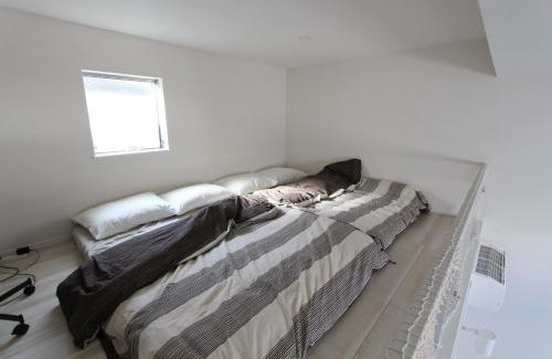 Higashi Apartment | Building A101/Vacation STAY 1277