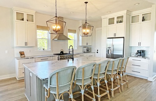 Plantation House | Built in 2021 - Bayfront- Pool -Dock - Elevator - Short Walk to Beach