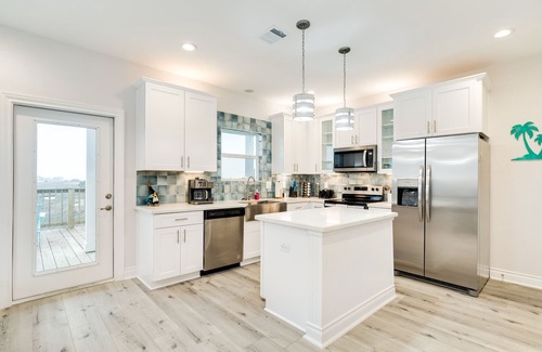 Terramar Beach House | Built in 2023! Dog Friendly, Bay Views, 2 Decks - Treat Yourself!